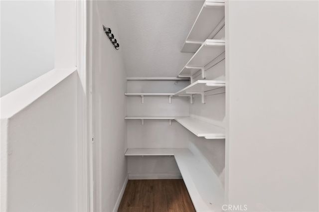 260 Victoria F2, Costa Mesa, CA 92627