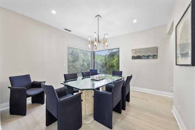 125 Marlin Drive, Ocean Ridge, FL 33435