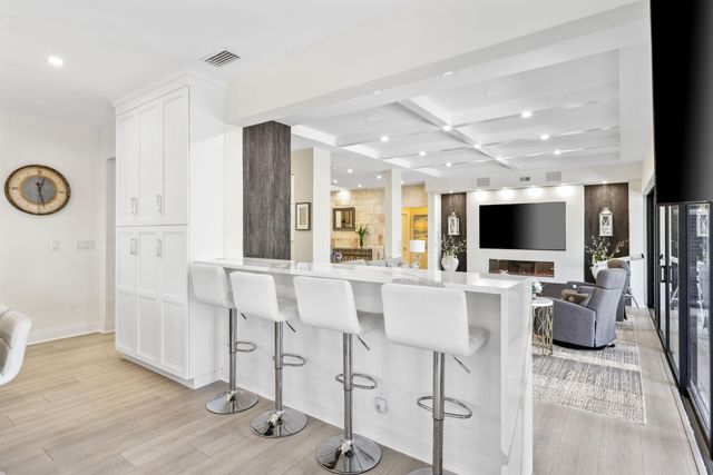 125 Marlin Drive, Ocean Ridge, FL 33435