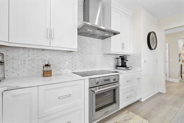 125 Marlin Drive, Ocean Ridge, FL 33435