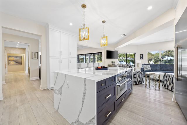 125 Marlin Drive, Ocean Ridge, FL 33435