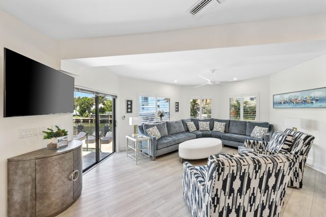 125 Marlin Drive, Ocean Ridge, FL 33435