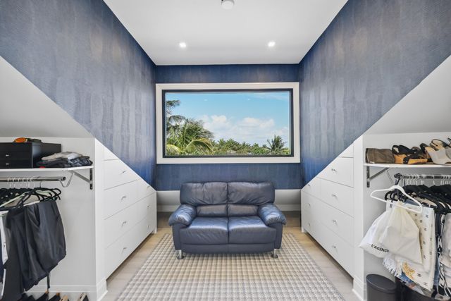 125 Marlin Drive, Ocean Ridge, FL 33435