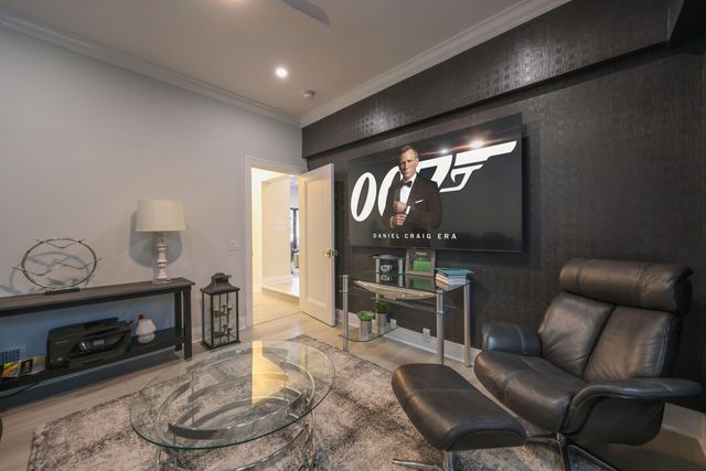 125 Marlin Drive, Ocean Ridge, FL 33435