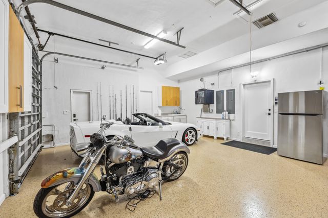 125 Marlin Drive, Ocean Ridge, FL 33435