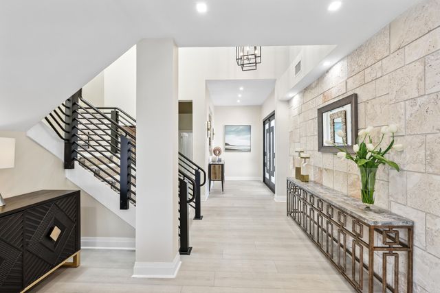 125 Marlin Drive, Ocean Ridge, FL 33435