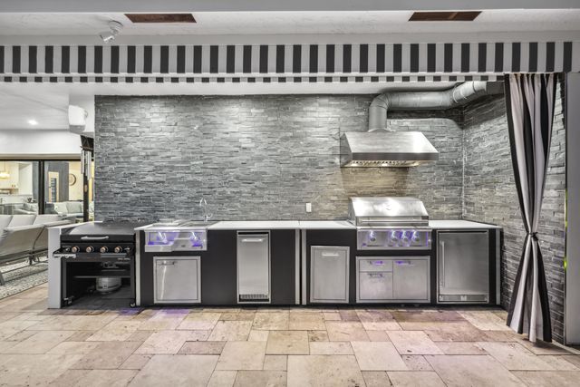 125 Marlin Drive, Ocean Ridge, FL 33435