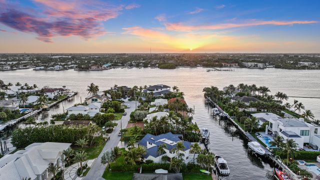 125 Marlin Drive, Ocean Ridge, FL 33435