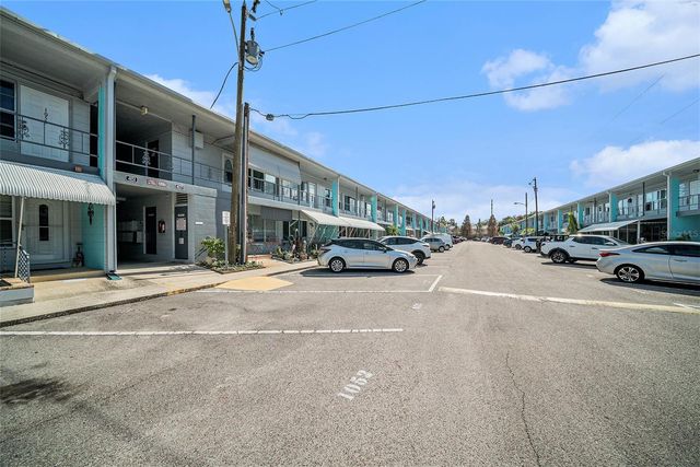 4071 55TH WAY N 1051, Kenneth City, FL 33709