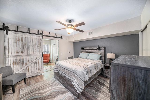 4071 55TH WAY N 1051, Kenneth City, FL 33709