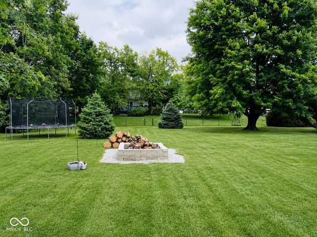 5400 Wakefield Drive S, Greenwood, IN 46142