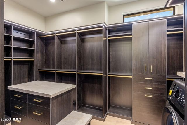 7101 E BELMONT Avenue, Paradise Valley, AZ 85253
