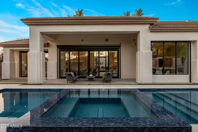 7101 E BELMONT Avenue, Paradise Valley, AZ 85253