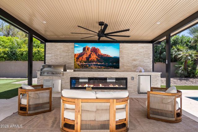 7101 E BELMONT Avenue, Paradise Valley, AZ 85253