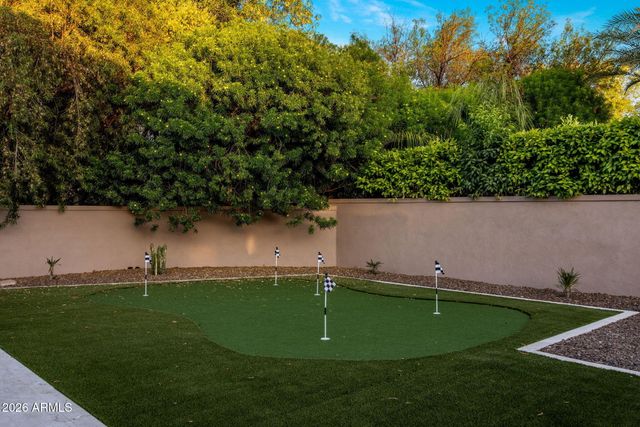 7101 E BELMONT Avenue, Paradise Valley, AZ 85253