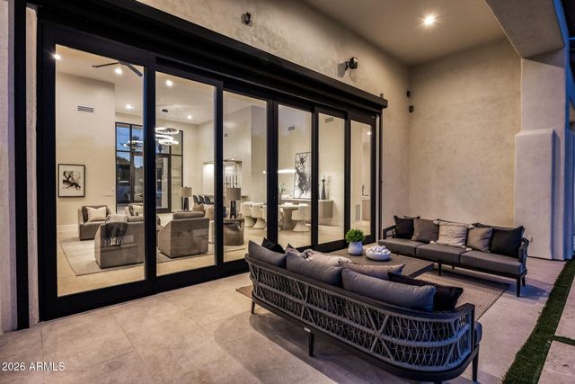 7101 E BELMONT Avenue, Paradise Valley, AZ 85253