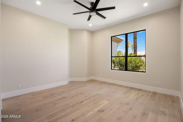 7101 E BELMONT Avenue, Paradise Valley, AZ 85253