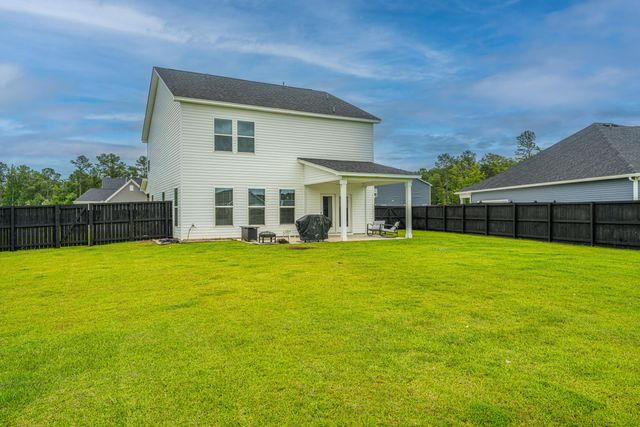 134 Darby Meadow Lane, Ridgeville, SC 29472