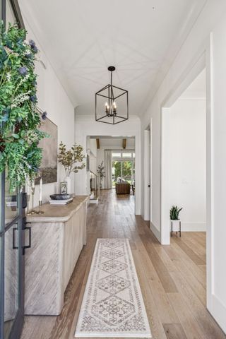 2246 Brakeman Ln, Thompsons Station, TN 37179