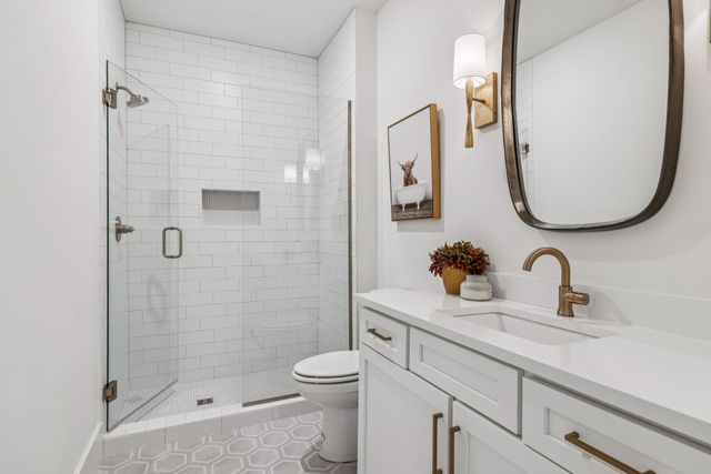 2246 Brakeman Ln, Thompsons Station, TN 37179