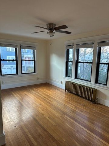 58 Taft Avenue 3, Providence, RI 02906