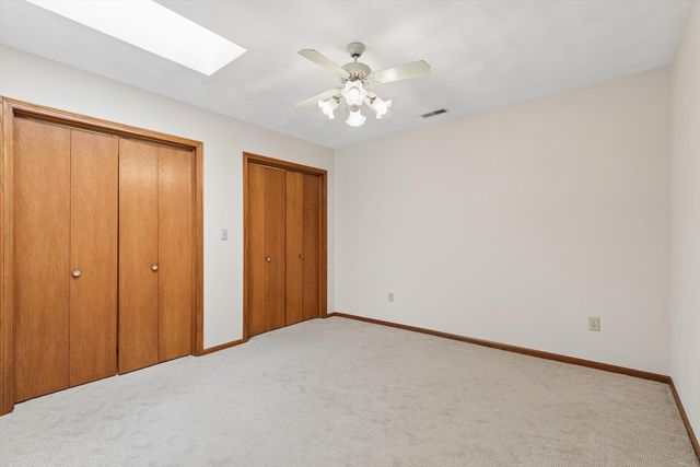 621 4th Avenue 3, De Witt, IA 52742