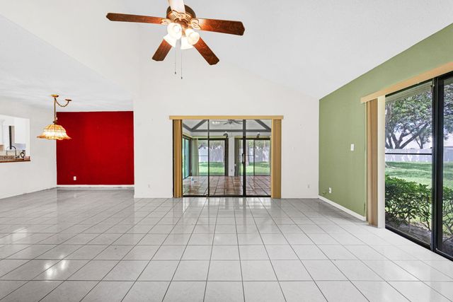 7055 Marlberry Ln 7055, Tamarac, FL 33321
