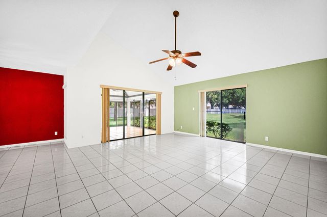 7055 Marlberry Ln 7055, Tamarac, FL 33321
