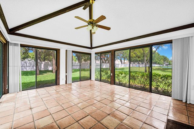 7055 Marlberry Ln 7055, Tamarac, FL 33321