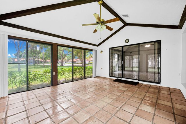 7055 Marlberry Ln 7055, Tamarac, FL 33321