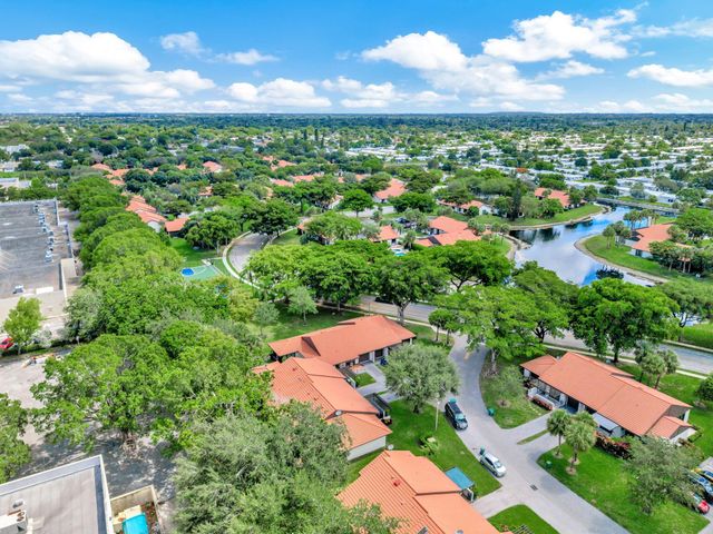 7055 Marlberry Ln 7055, Tamarac, FL 33321