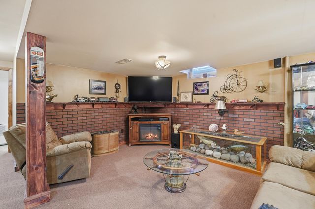 9180 207th Street W, Lakeville, MN 55077