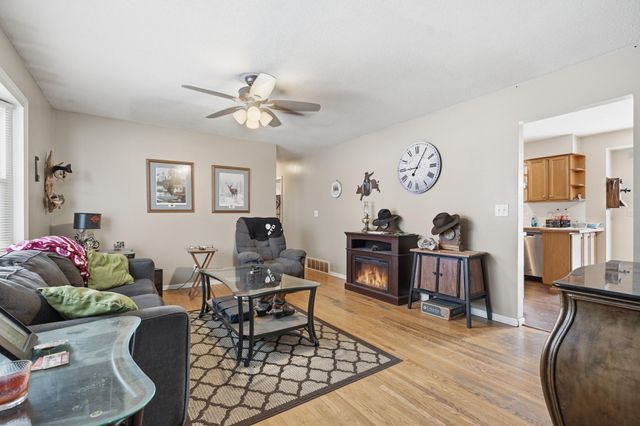 9180 207th Street W, Lakeville, MN 55077