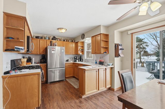 9180 207th Street W, Lakeville, MN 55077