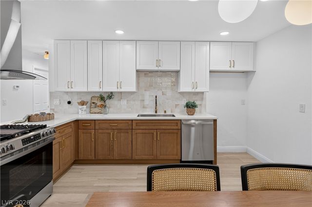 231 Winona Drive, Henderson, NV 89015