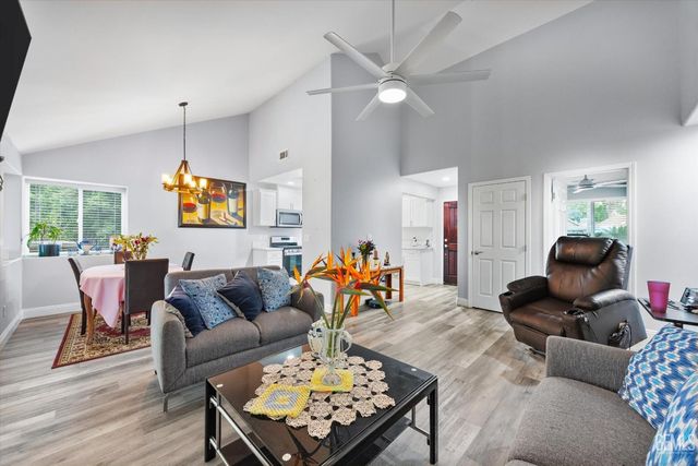 8917 Worrell Court, Bakersfield, CA 93311