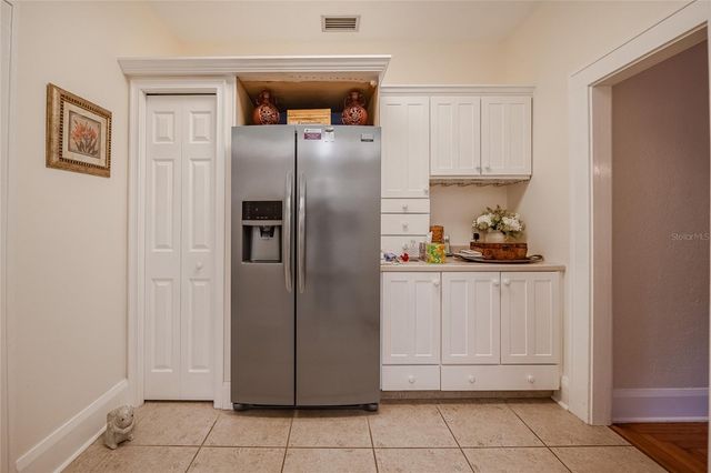 315 W OAK DRIVE, Lakeland, FL 33803