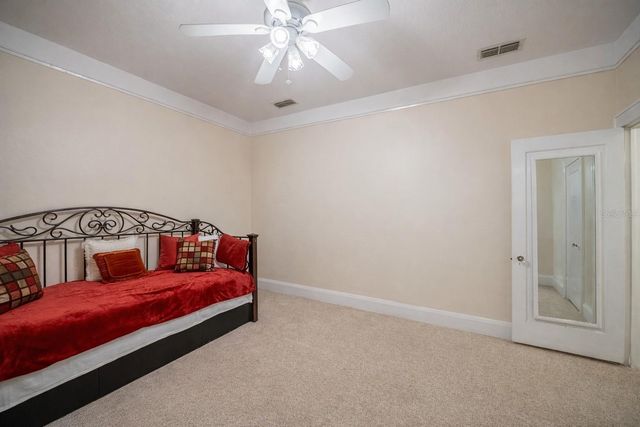 315 W OAK DRIVE, Lakeland, FL 33803