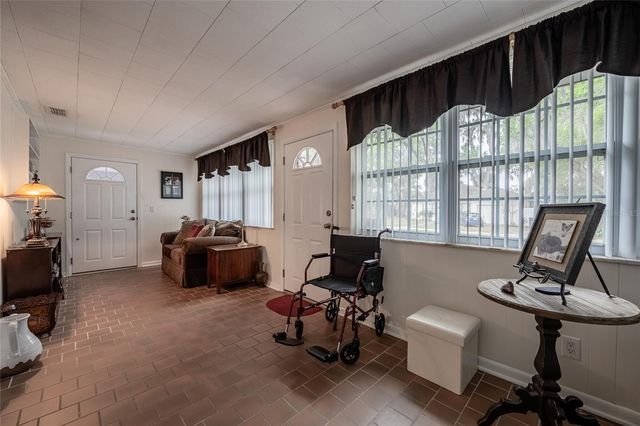 315 W OAK DRIVE, Lakeland, FL 33803