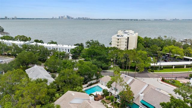 2605 W BALLAST POINT BOULEVARD, Tampa, FL 33611