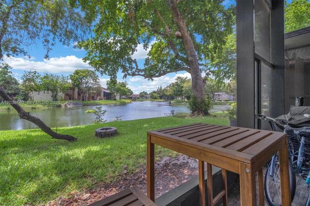 4171 SW 85th Ave, Davie, FL 33328