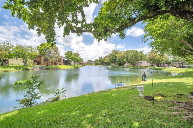 4171 SW 85th Ave, Davie, FL 33328