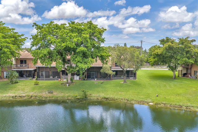 4171 SW 85th Ave, Davie, FL 33328