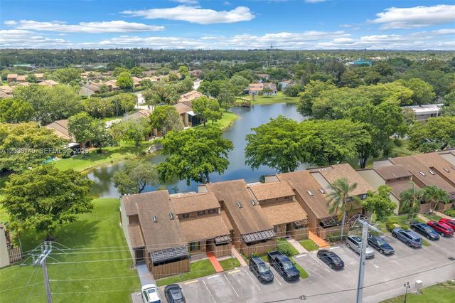 4171 SW 85th Ave, Davie, FL 33328