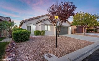 8233 Valley Stream Avenue, Las Vegas, NV 89131