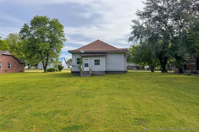 414 W 7th Street, Chelsea, OK 74016