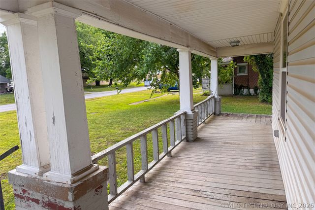 414 W 7th Street, Chelsea, OK 74016