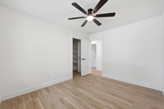 3748 N N Salina Rd, Wichita, KS 67204