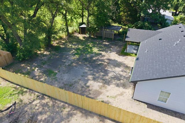 3748 N N Salina Rd, Wichita, KS 67204