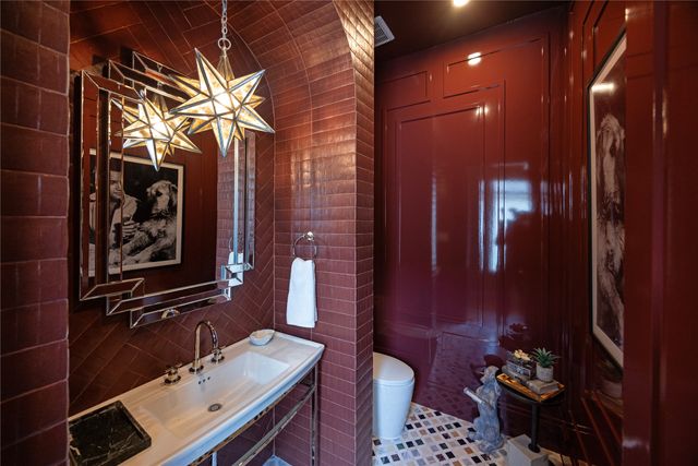 1824 Riviera Lane, Southlake, TX 76092